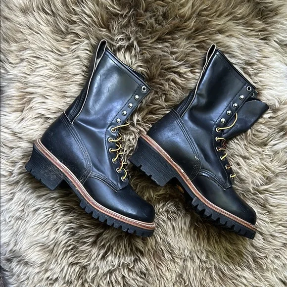 Red Wing Black Lace Up Boots with Rugged Sole - Picture 2 of 8